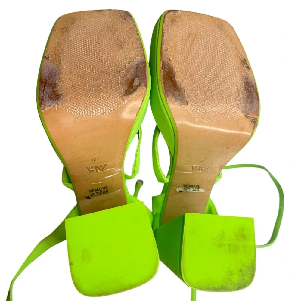 Zara neon green